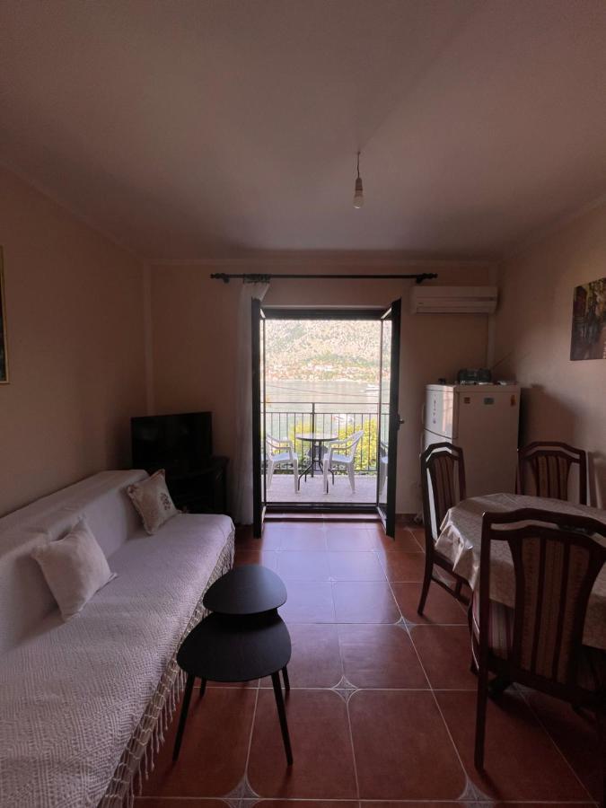 Apartment With Sea View Kotor Buitenkant foto